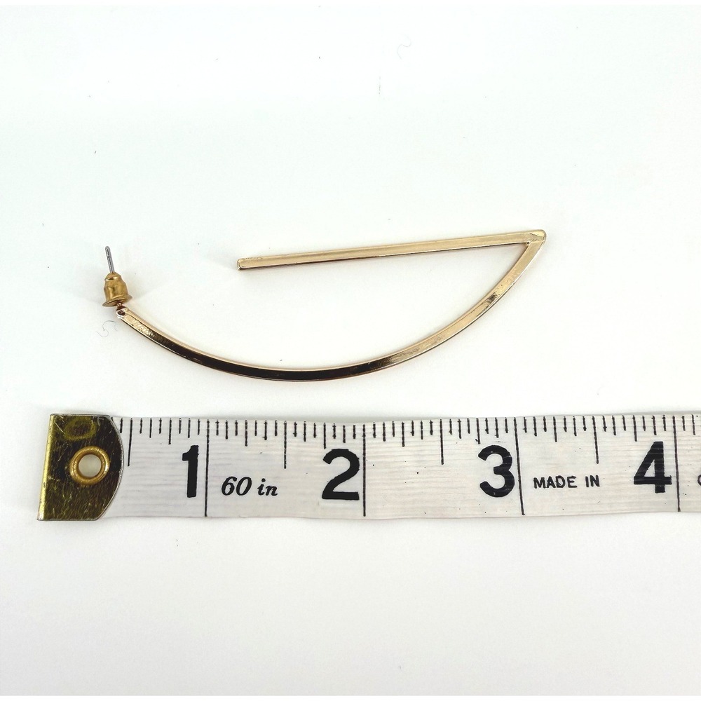 Gold Tone Geometric D-Shape Hoop Earrings Minimalist Statement Post Back - Picture 3 of 6